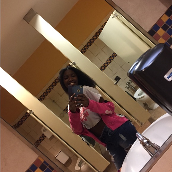 Meet your Posher, Ms.jay - Picture 8 of 8